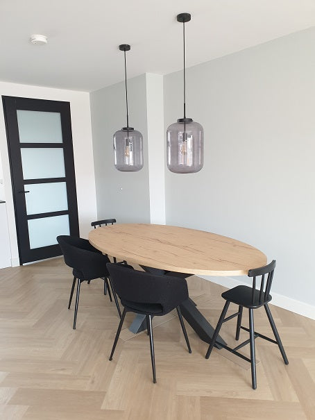 Ovale eiken tafels